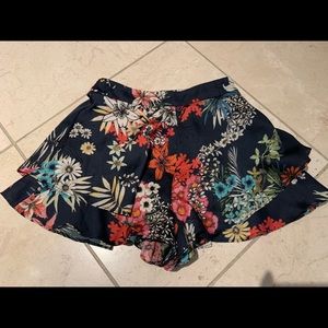 Zara floral skort size XS